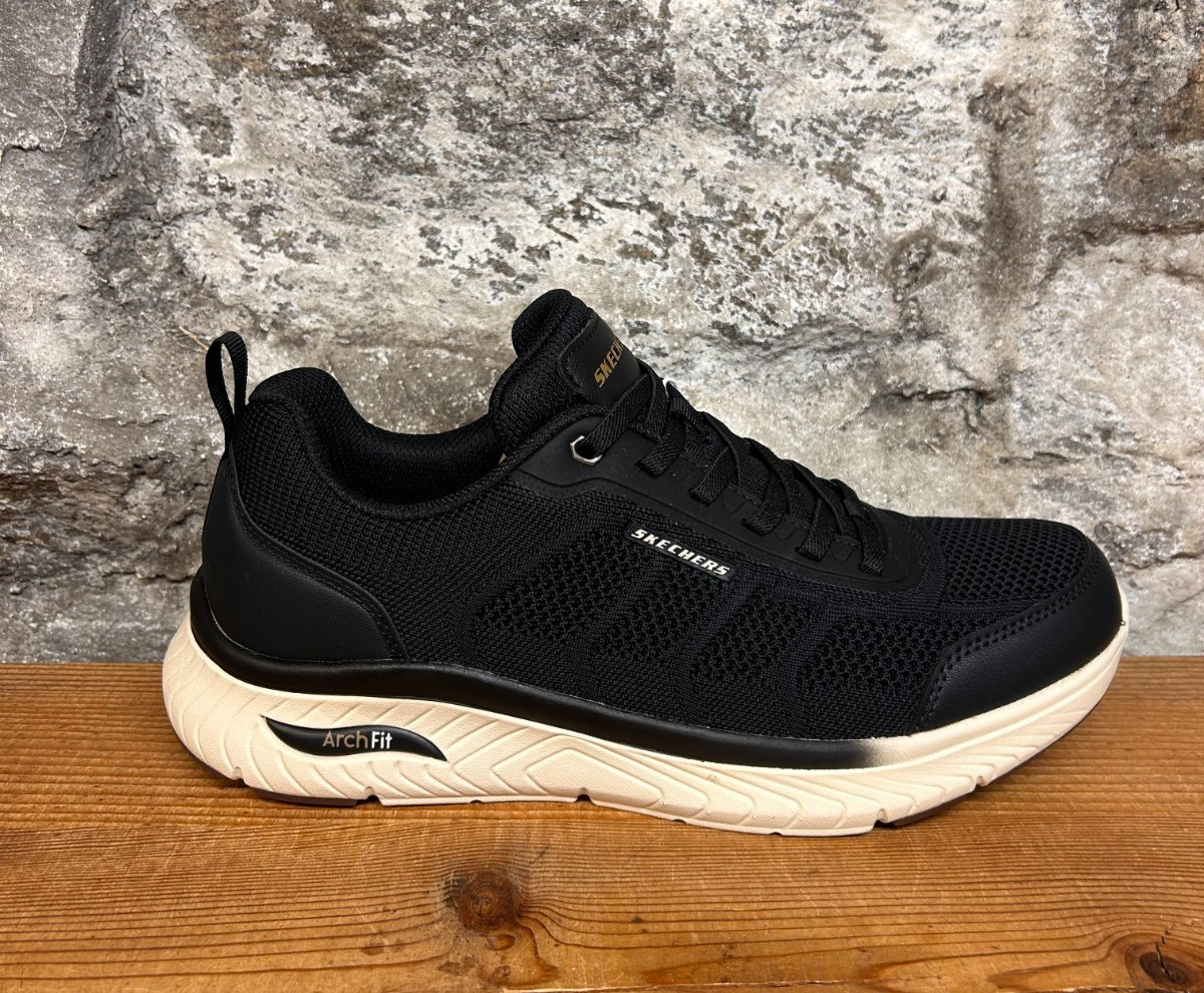 SKECHERS CROSSER-ESMOND 211275 MENS BLACK ARCH FIT RELAX FIT  New In Box