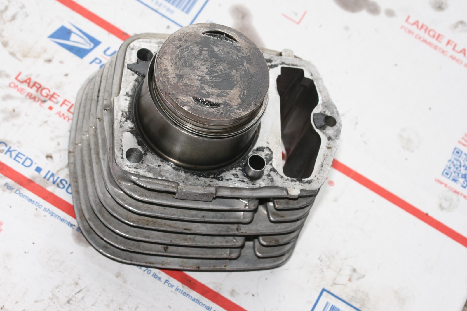1971-73 HONDA SL125 OEM CYLINDER BARREL W/PISTON /VIN # SL125E-120760 1971-73 HONDA SL125 OEM CYLINDER BARREL W/PISTON /VIN # SL125E-120760
