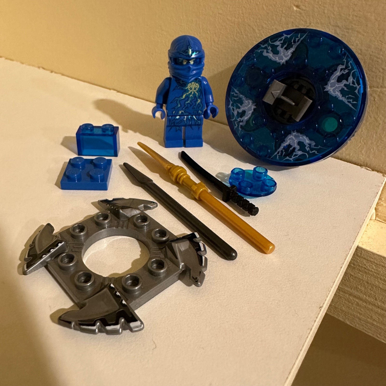 LEGO Ninjago NRG Jay Minifigure With Spinner and all Weapons LEGO Ninjago NRG Jay Minifigure With Spinner and all Weapons