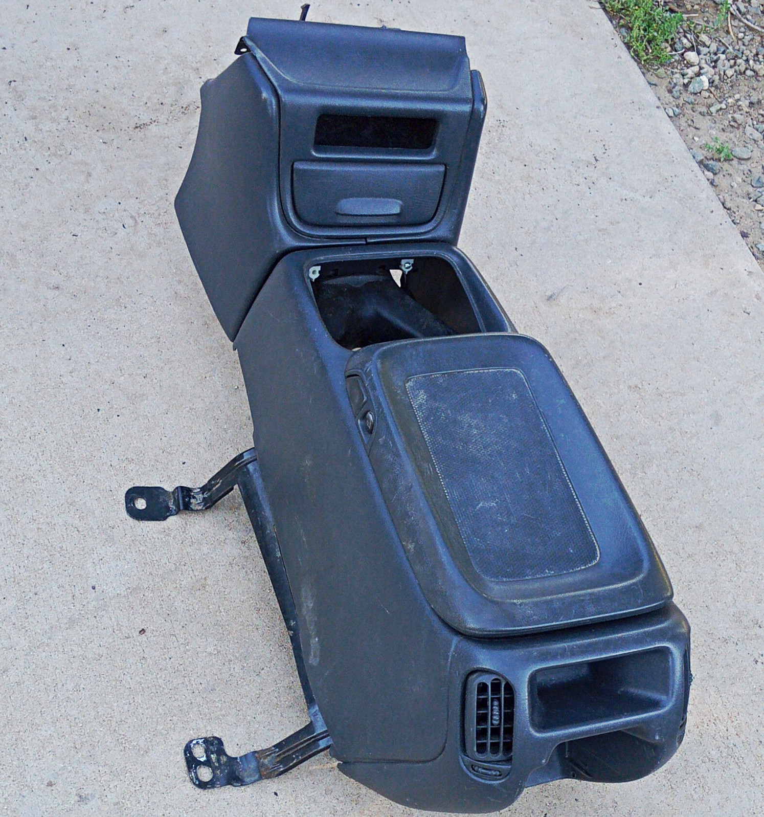 00-02 GMC Sierra Chevy Silverado 1500 2500 3500 Full Length Center Console