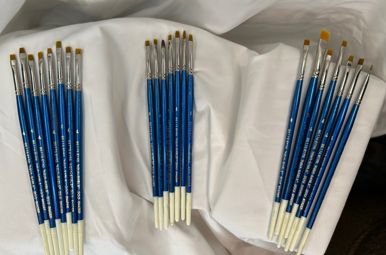  20+ Artist Brush Lot  Vintage Bette Byrd Aqua Sable brushes Craft  Lot #12