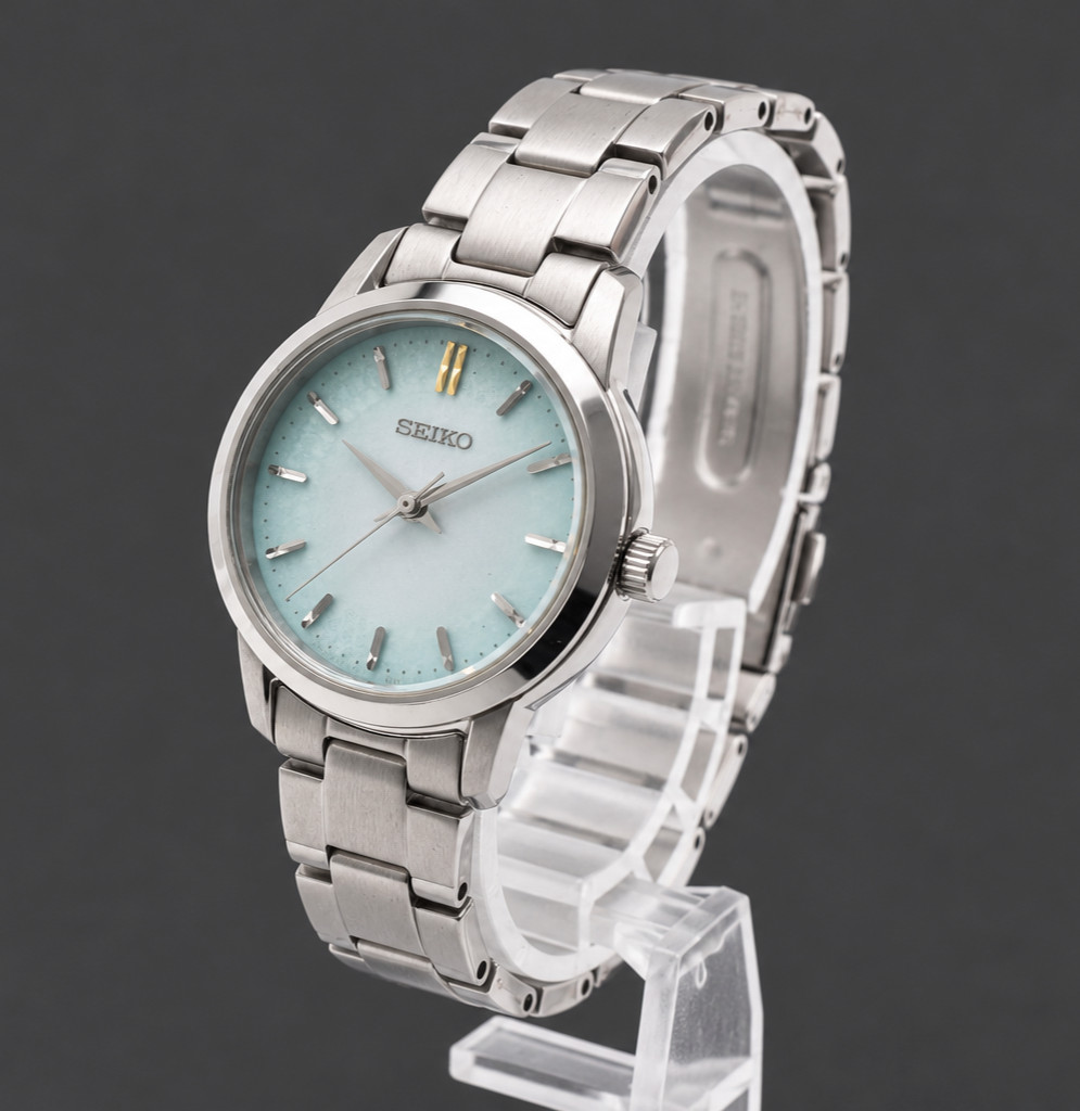 Rare [NEAR MINT] SEIKO V131-0AF0 Green Silver 50th Limited Edition Ladies Watch