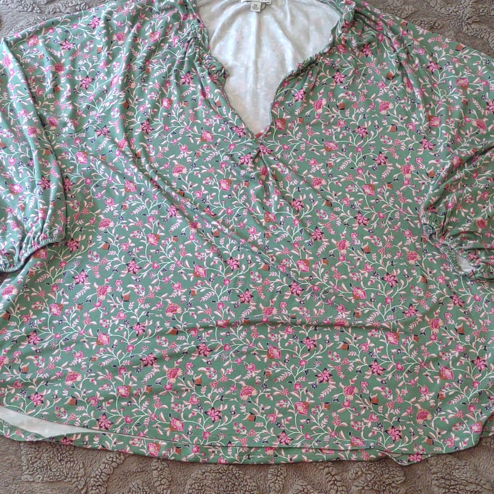 Wonderly Women’s Plus 2X Floral Lounge Set V-Neck 3/4 Sleeve Green Pink Wonderly Women’s Plus 2X Floral Lounge Set V-Neck 3/4 Sleeve Green Pink