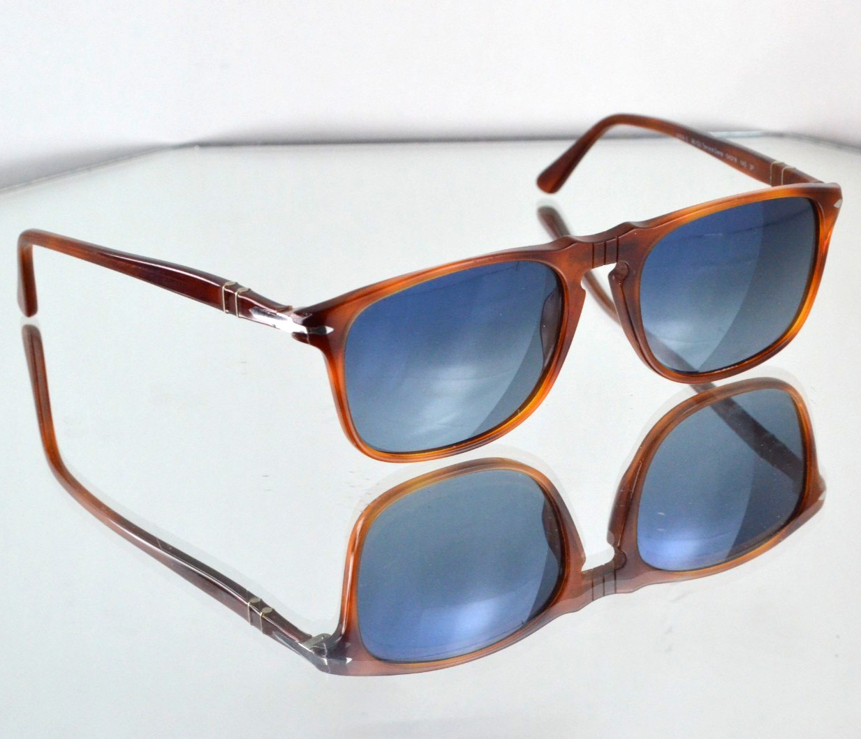RARE Persol Sunglasses Terra Di Sienna Brown/Blue Mirror Polarized PO 3059-S RARE Persol Sunglasses Terra Di Sienna Brown/Blue Mirror Polarized PO 3059-S
