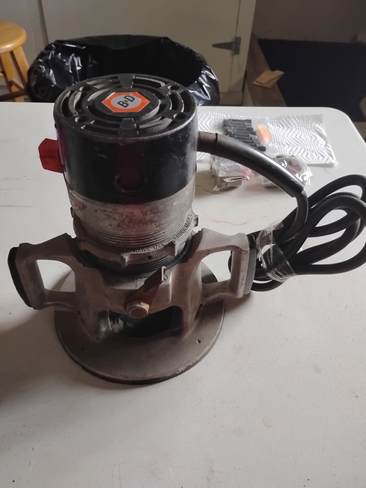Vintage 3HP Commercial Heavy duty Black & Decker Router. 23000 Rpm Model 3327 
