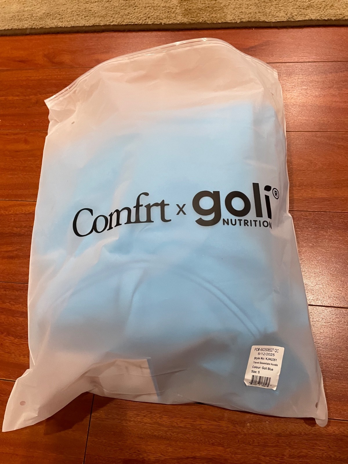 NEW Comfrt x Goli Nutrition Travel Essentials Hoodie Golf Blue Size S KJHU251