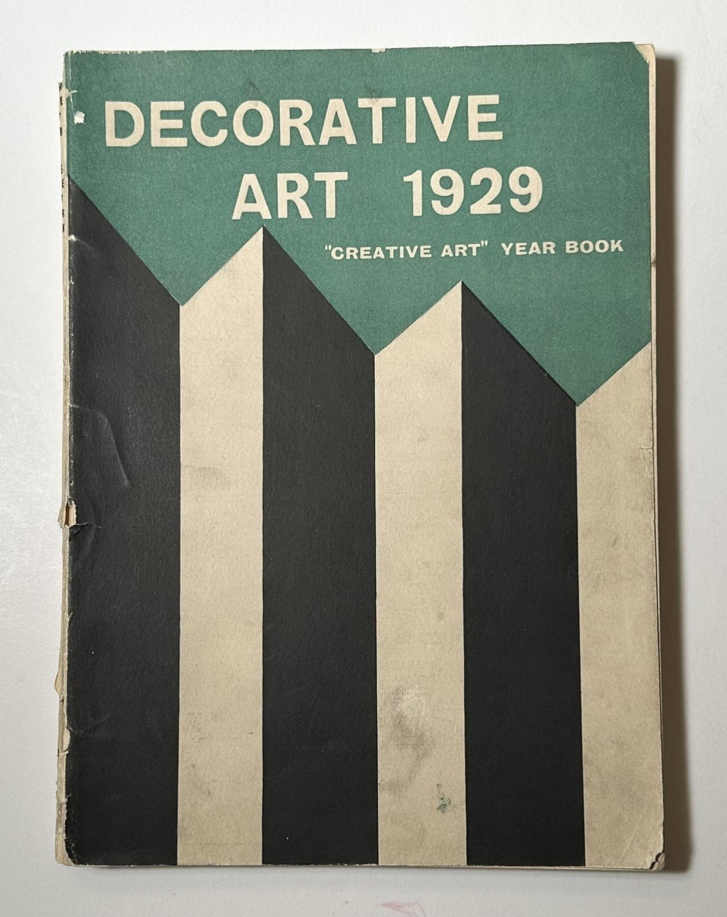 DECORATIVE ART 1929. New York / London: Creative Art, 1929.  Art Deco.