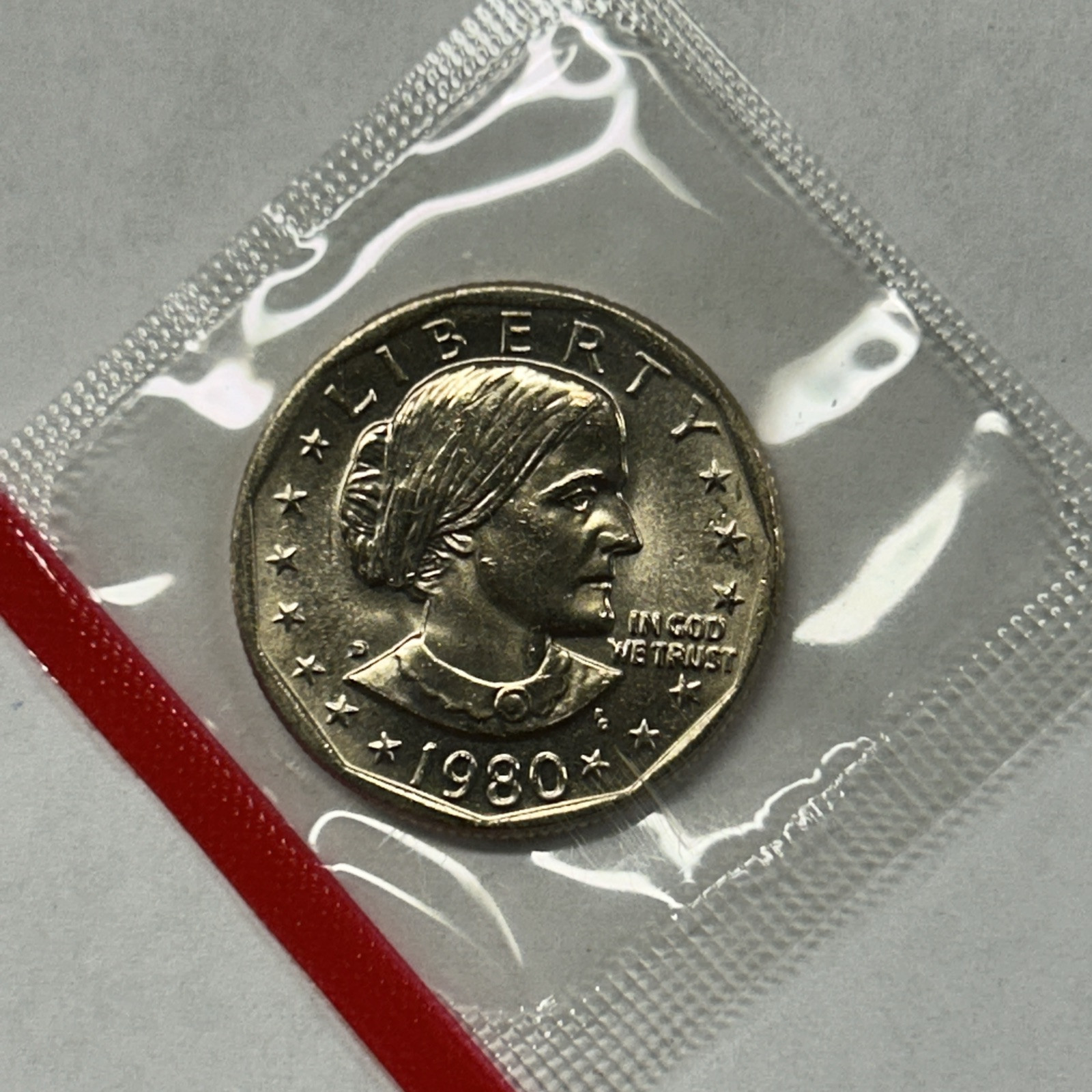 1980 D SUSAN B ANTHONY Dollar from Mint Set in Mint Cello with 