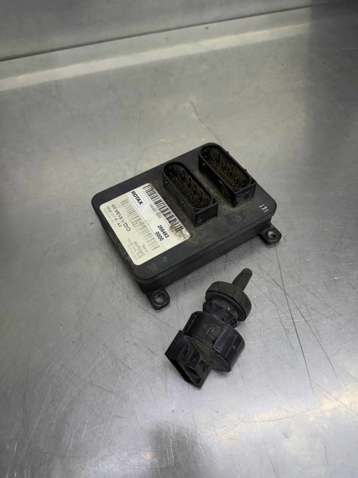 07 08 09 10 11 Can-Am Outlander 800R MAX XT CDI ECU ECM Box Computer 420266733