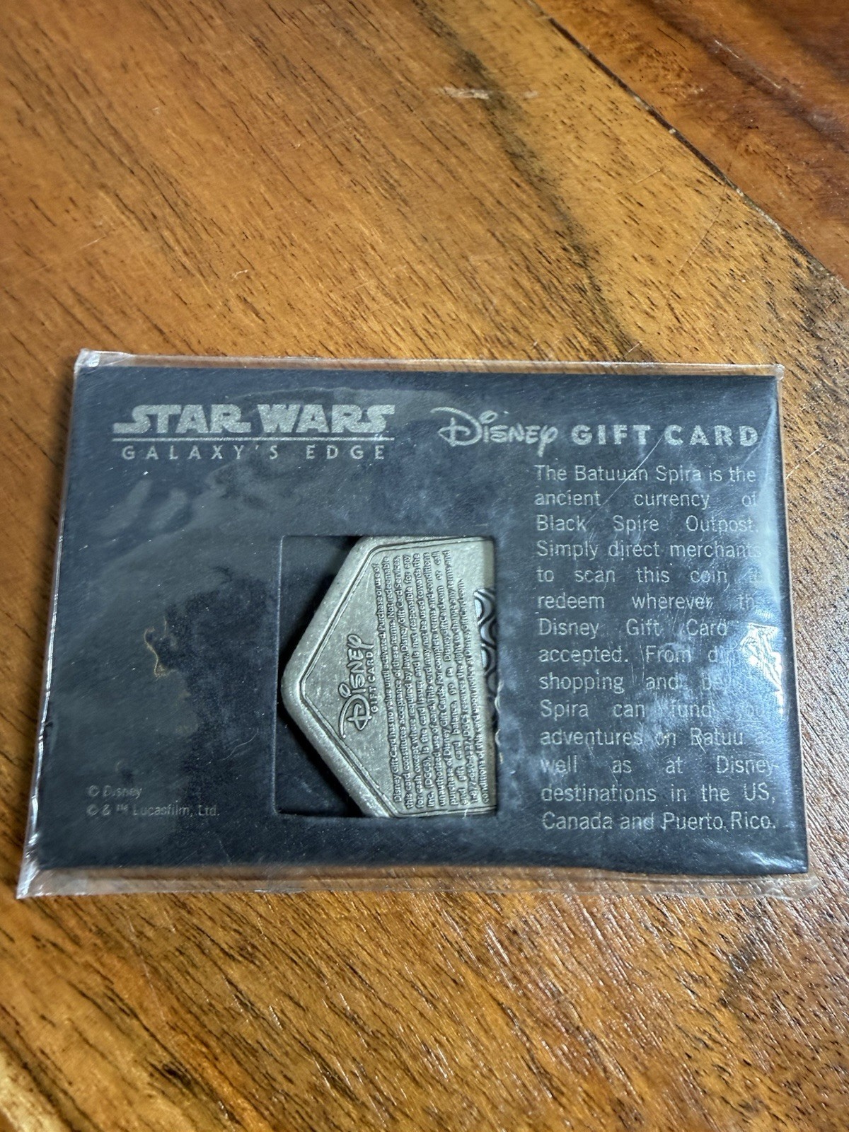New Disney Parks Star Wars Galaxy's Edge Batuu Silver Spira Metal Coin Gift card