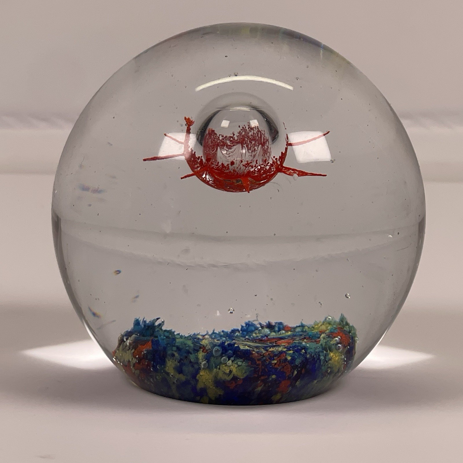 Vintage James Alex Imports NJ Abstract Art Glass Paperweight Orb/Crab Martian Vintage James Alex Imports NJ Abstract Art Glass Paperweight Orb/Crab Martian