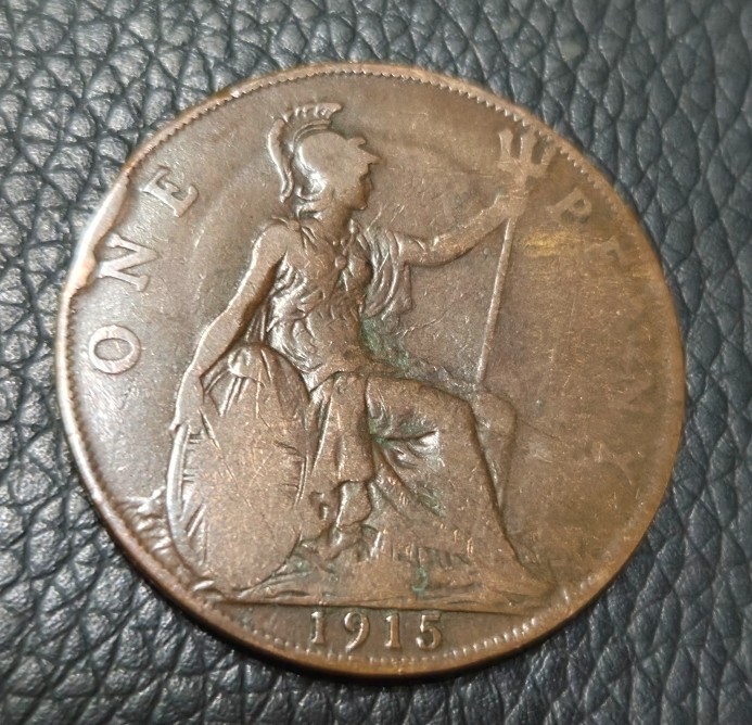 1915 Great Britain One Penny Coin 1915 Great Britain One Penny Coin
