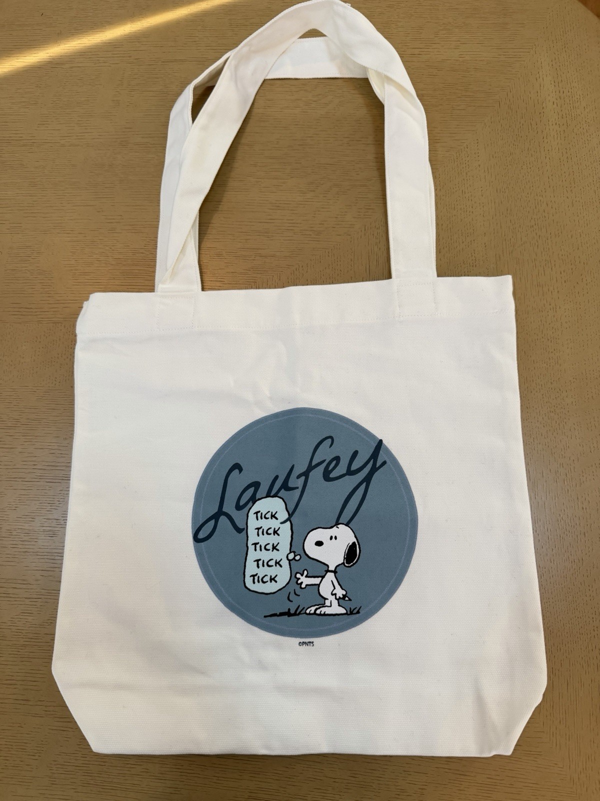 NEW Laufey A Matter Of Time Tour Exclusive Snoopy Tote Bag Cream/White ✅✅ NEW Laufey A Matter Of Time Tour Exclusive Snoopy Tote Bag Cream/White ✅✅