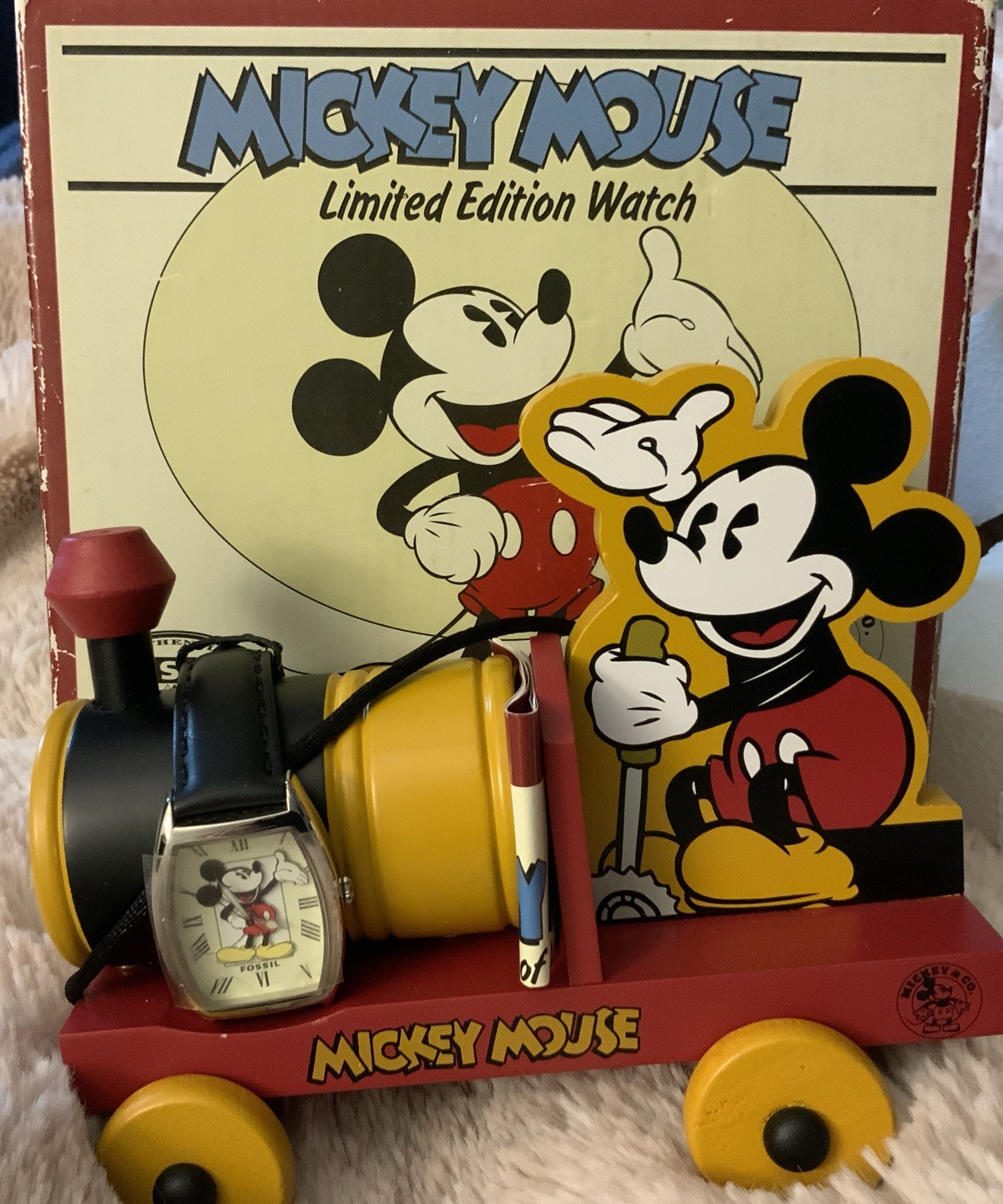Mickey Mouse Limited Edition Fossil Watch Wood Toy Train NIB #00042 Of 15000