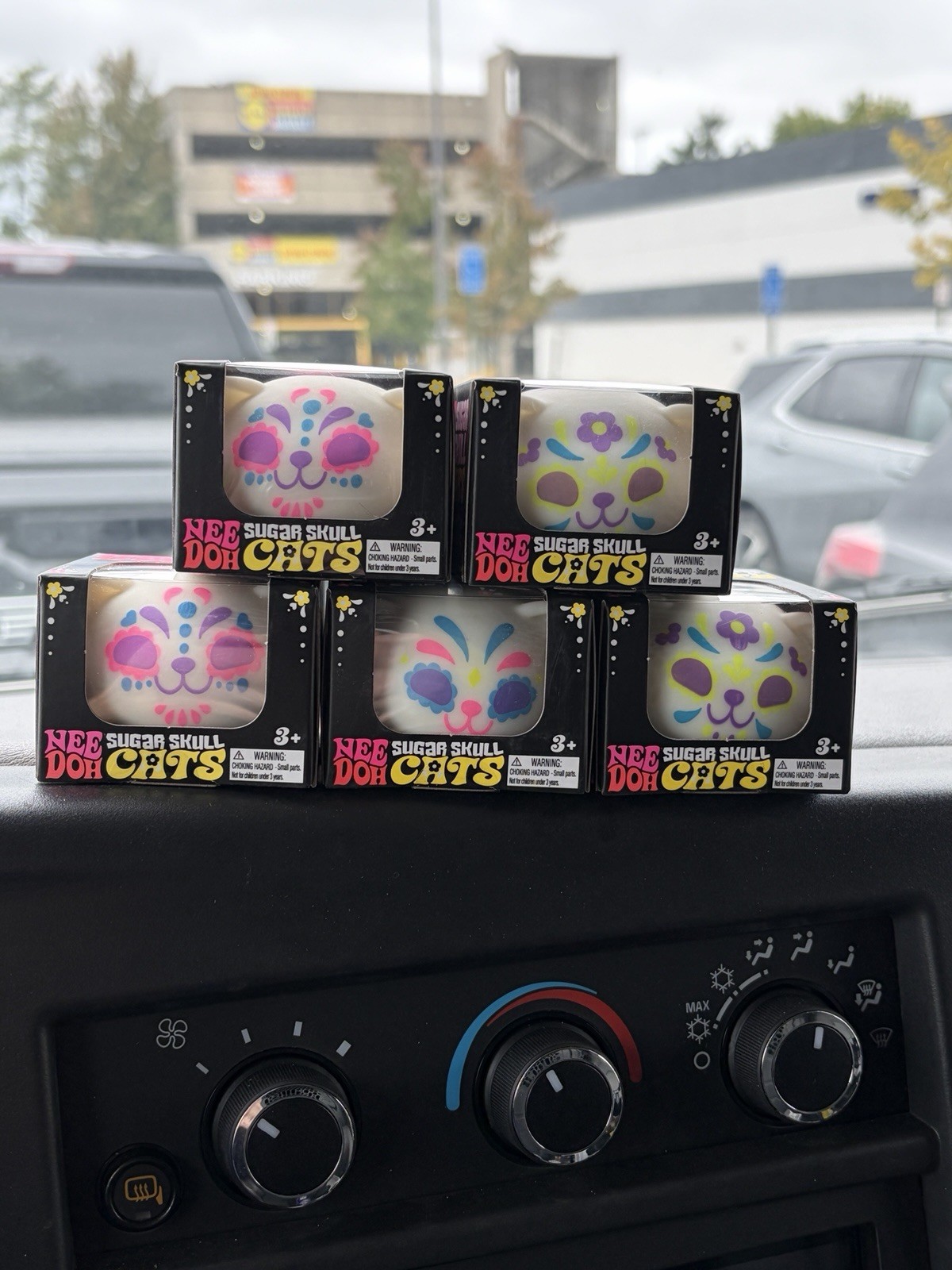 New Nee Doh Sugar Skull Cats Glow in the Dark 🐱 lot of 5