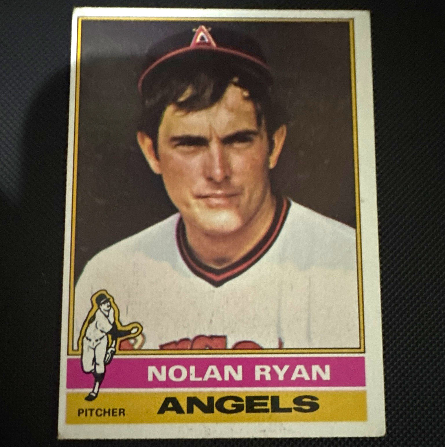 VINTAGE 1976 Topps NOLAN RYAN #330 California Angels - Base Set VINTAGE 1976 Topps NOLAN RYAN #330 California Angels - Base Set