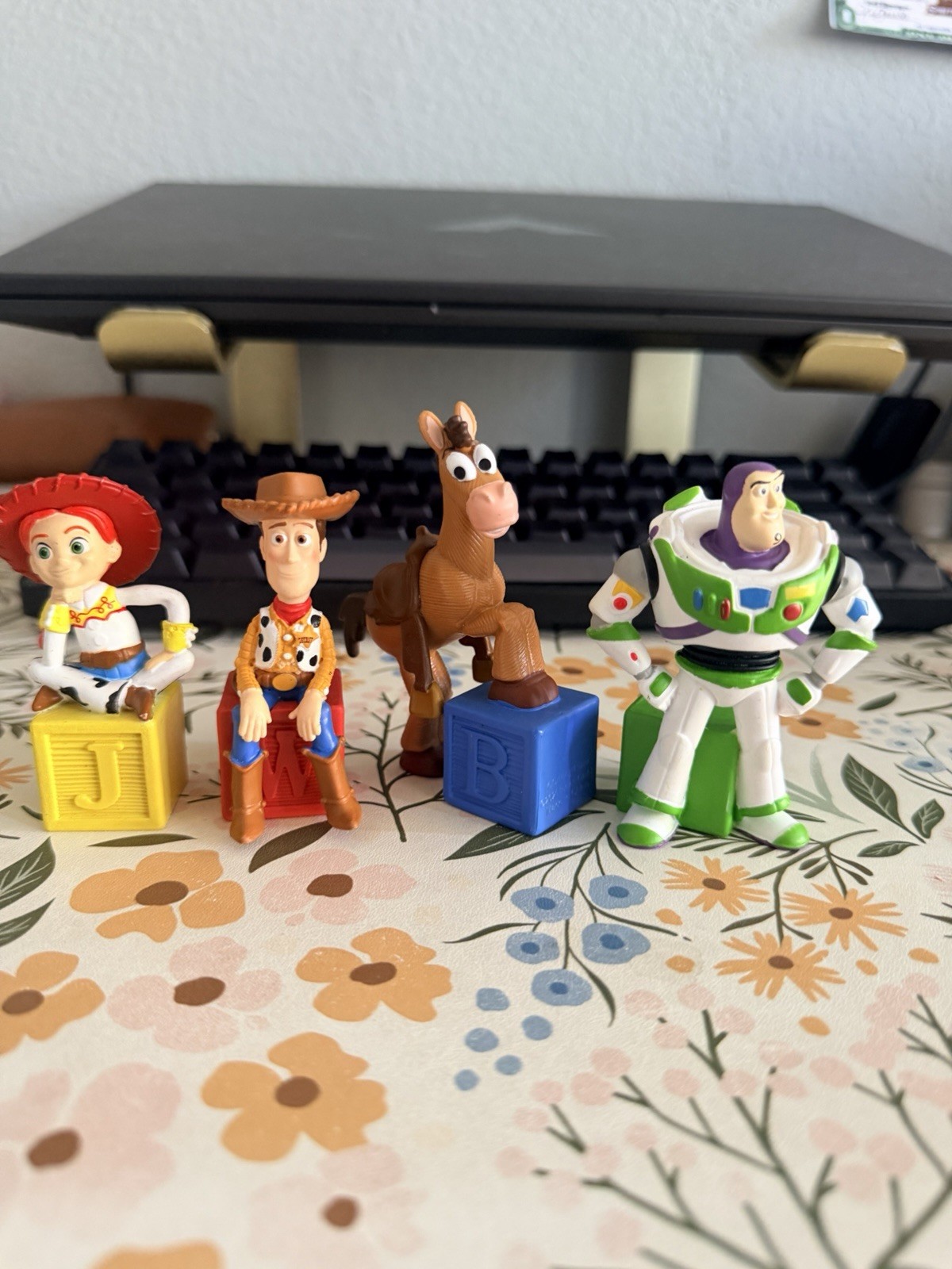 TONIES-THE TOY STORY MUSICAL CHARACTERS LOT OF 4⭐️ Woody, Jessie, Buzz, Bullseye