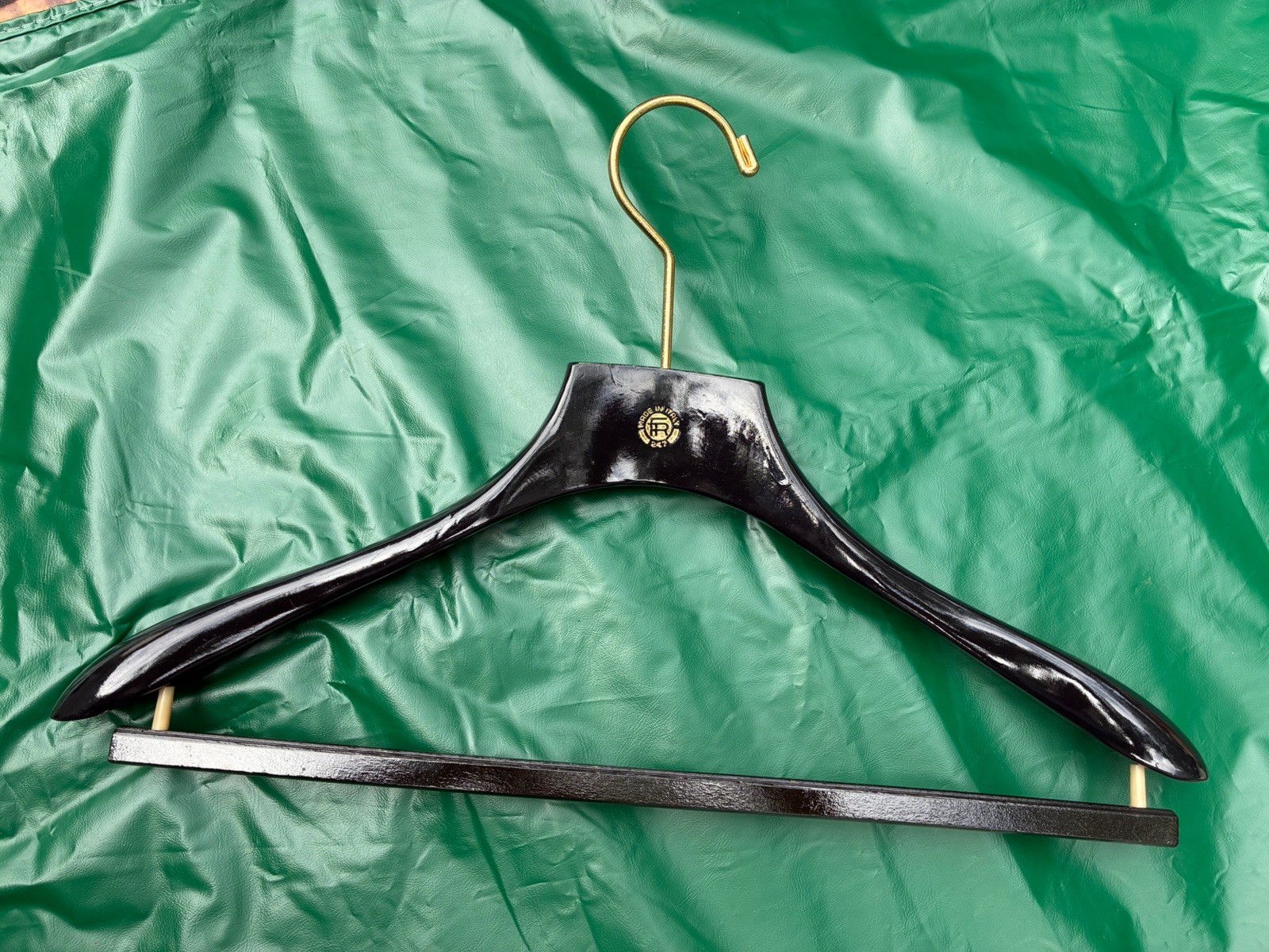 Fratelli Reguitti Vintage Italian Hanger Black Wood High End Excellent Condition