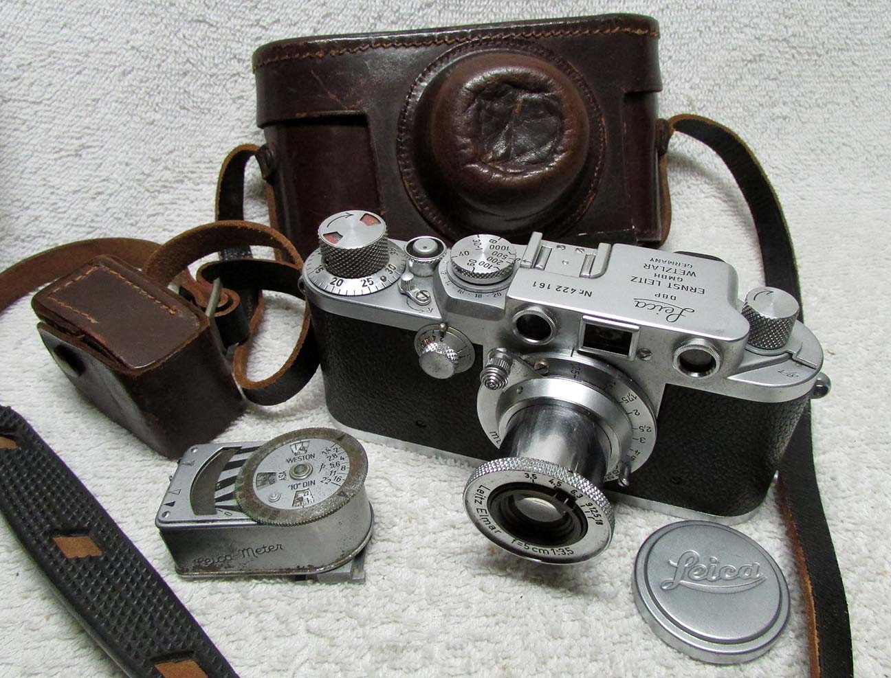 Vintage 1946 Leitz Leica IIIF Black Dial 35mm FILM Camera w/ 5cm ELMAR & Meter
