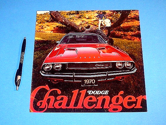 VINTAGE ORIGINAL 1970 DODGE CHALLENGER DEALER SHOWROOM BROCHURE VINTAGE ORIGINAL 1970 DODGE CHALLENGER DEALER SHOWROOM BROCHURE