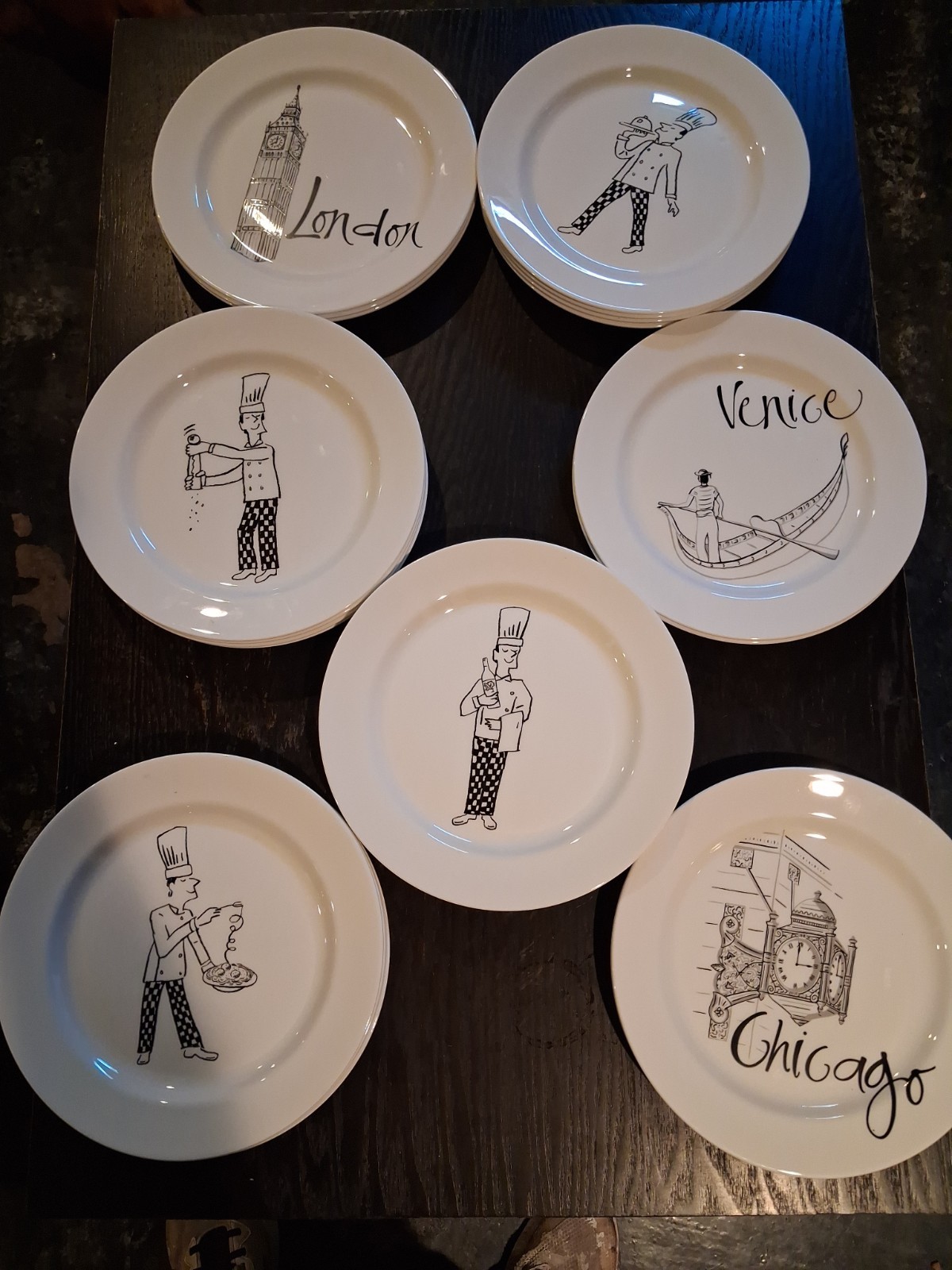 7 Wedgwood Grand Gourmet dinner plates Venice London Chicago mint condton