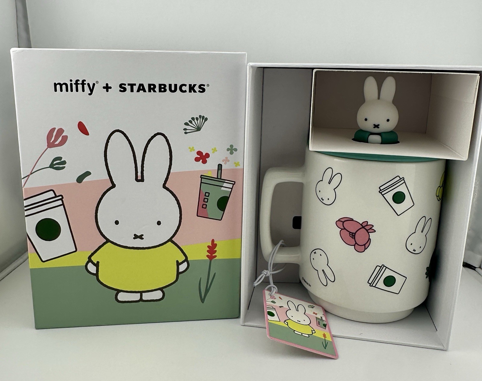 Starbucks Miffy Mug w/ Figure Lid Topper, White/Green Coffee & Tea Theme W/Box Starbucks Miffy Mug w/ Figure Lid Topper, White/Green Coffee & Tea Theme W/Box