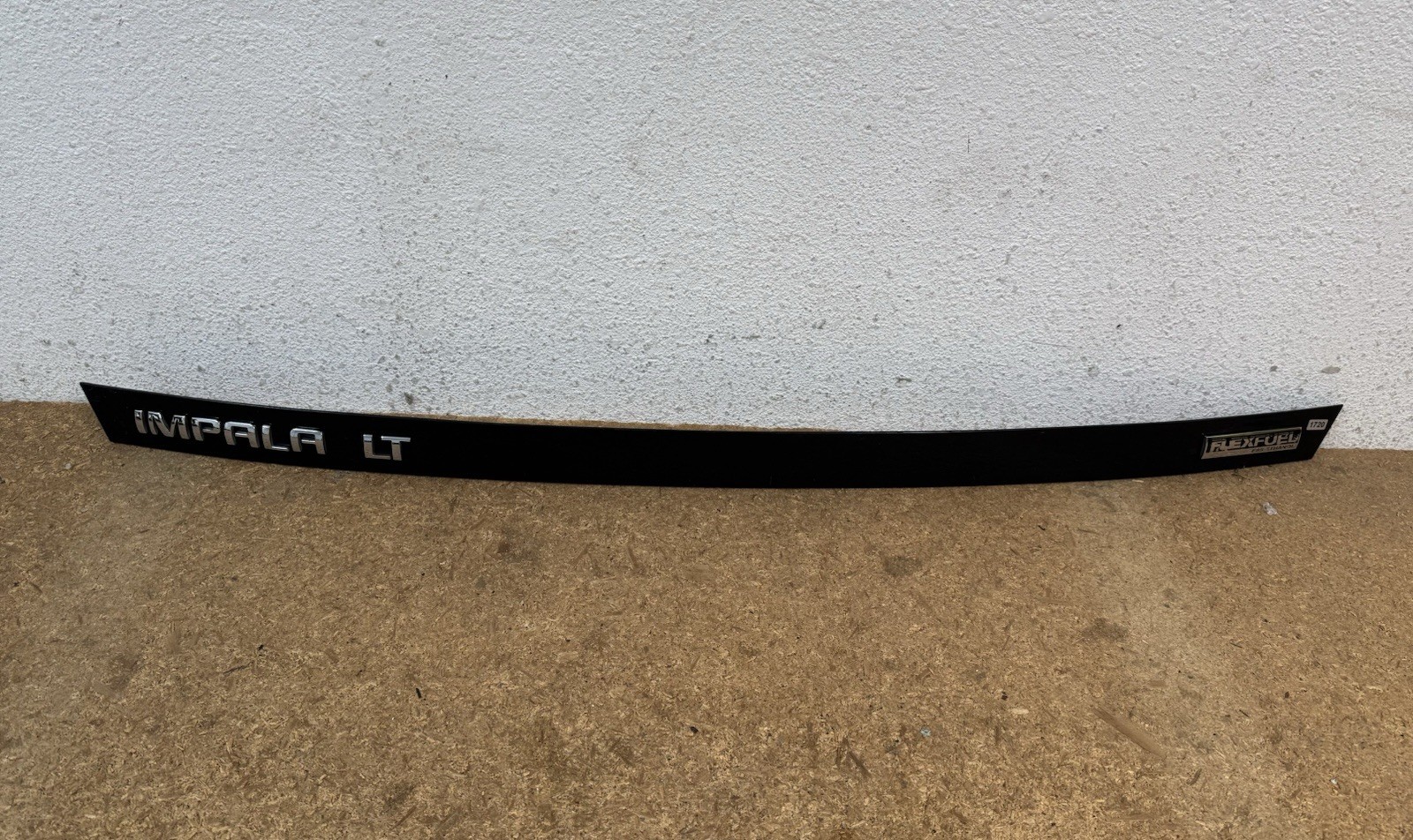 2006-2016 CHEVROLET IMPALA LT Rear Deck Trim Molding Trunk Black  OEM MY