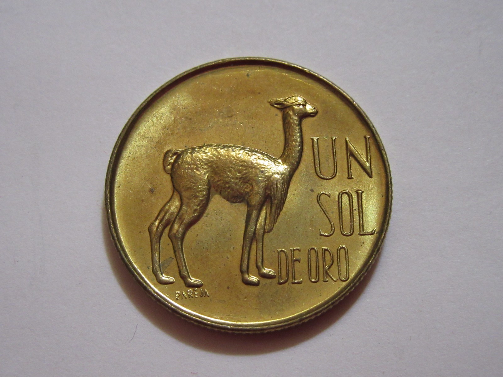 1967 Peru Coin 1 sol These are nice UNC  AU coins   Vicuna Llama
