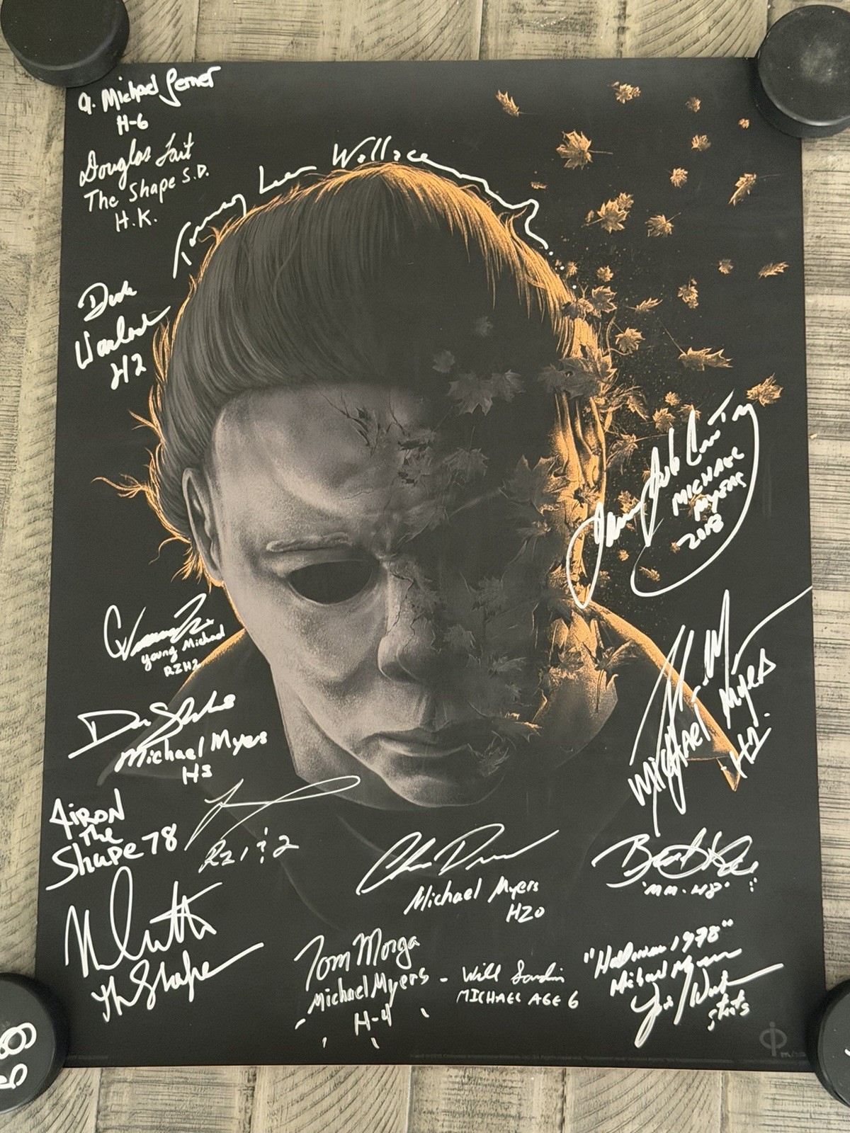 Halloween Screen Print Hand Signed By 16 Micheal Myers Matt Ryan Tobin Halloween Screen Print Hand Signed By 16 Micheal Myers Matt Ryan Tobin