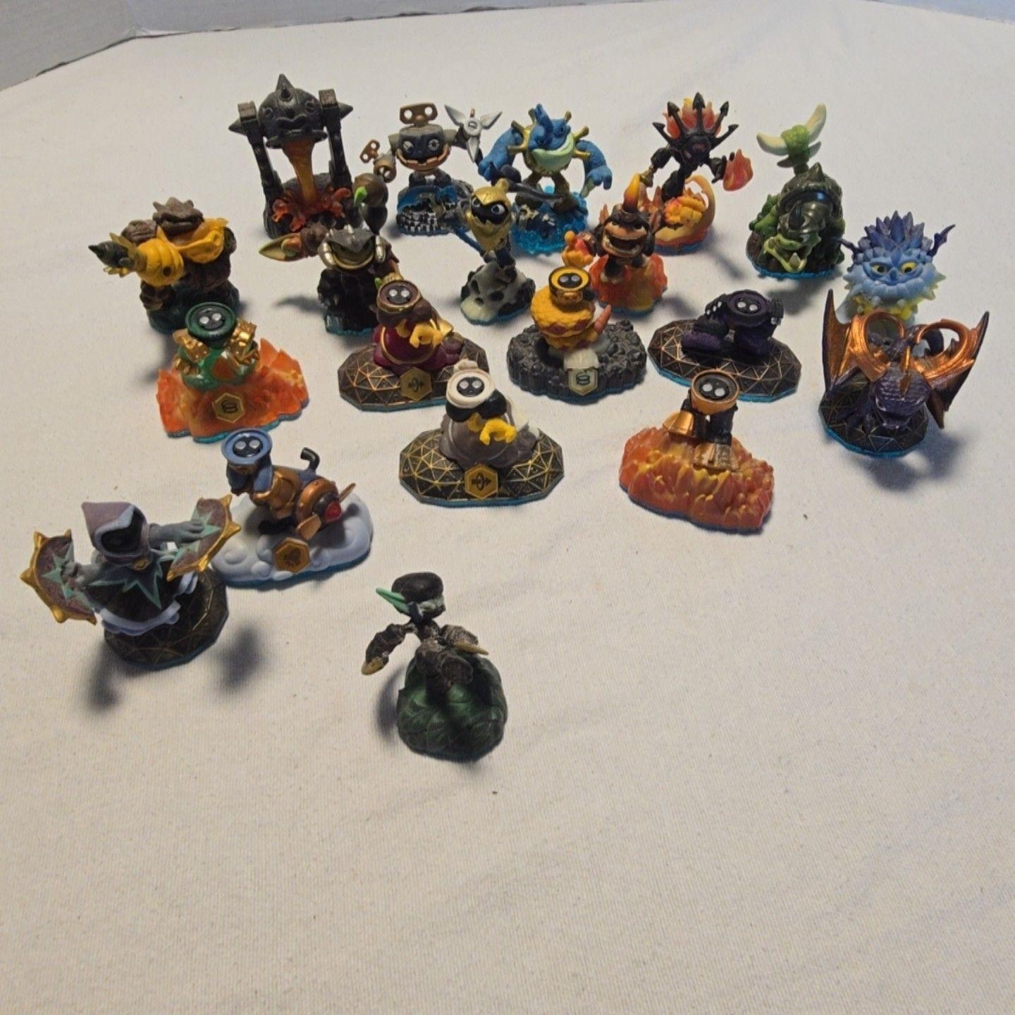 Skylanders Swap Force Character Figure Lot Activision Mixed Toy Set Video Game Skylanders Swap Force Character Figure Lot Activision Mixed Toy Set Video Game