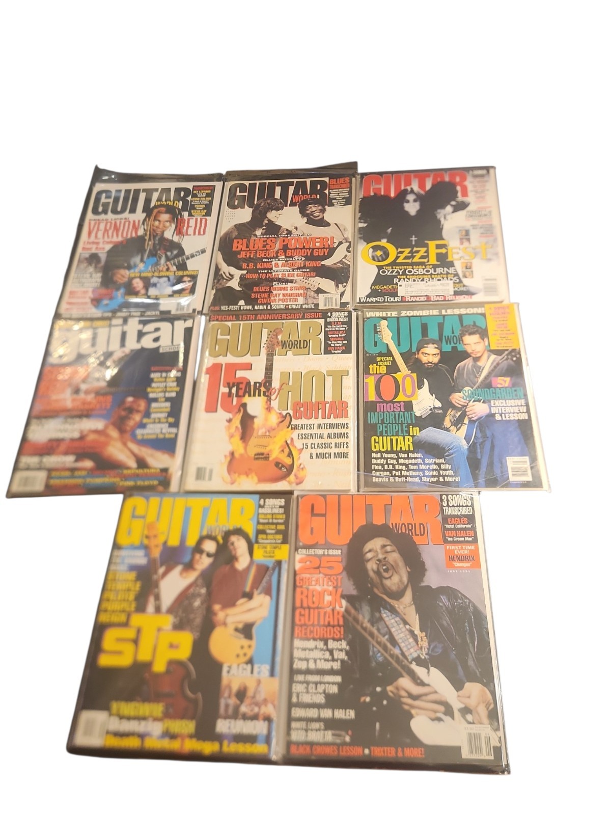Vintage Guitar World Magazine Lot 1990\'s Vintage Guitar World Magazine Lot 1990\'s