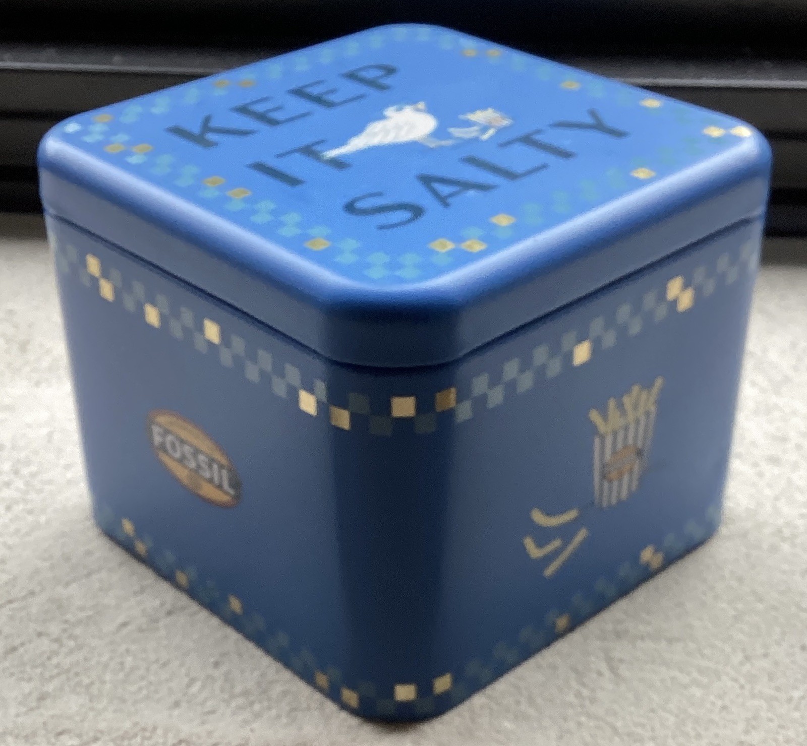 Fossil Blue Small Square Metal Tin Box w/ Lid 2026 Rare Design Fossil Blue Small Square Metal Tin Box w/ Lid 2026 Rare Design