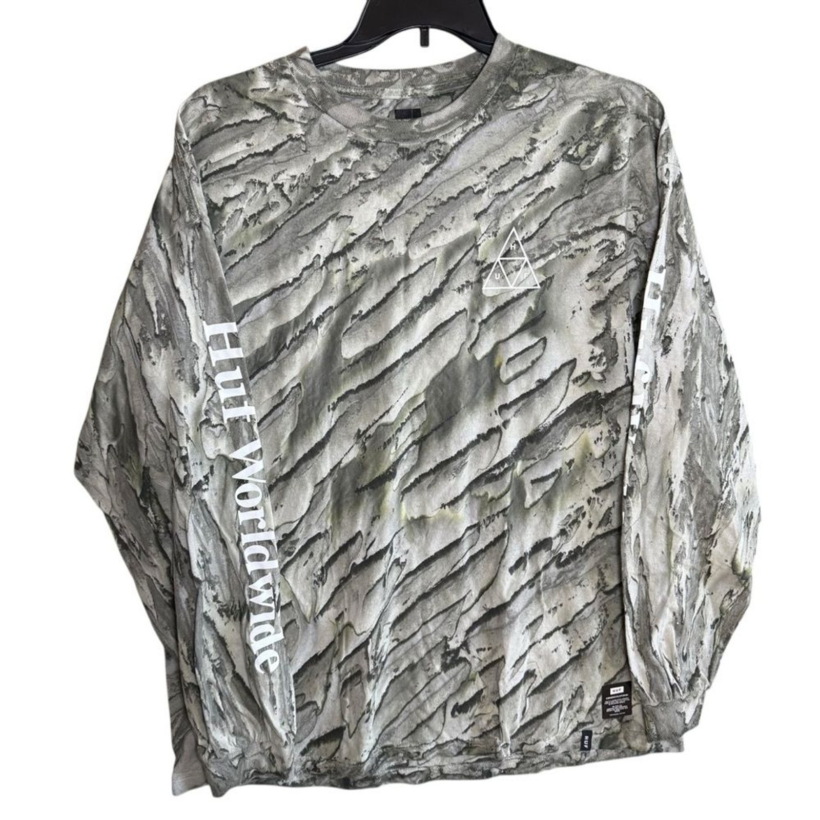 NWT HUF Soho Marbled Triple Triangle Long Sleeve Tee Size XL- Greenish/Black NWT HUF Soho Marbled Triple Triangle Long Sleeve Tee Size XL- Greenish/Black
