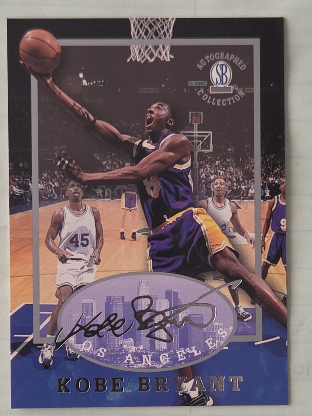 1997-98 Score Board Autographed Collection - Kobe Bryant #16
