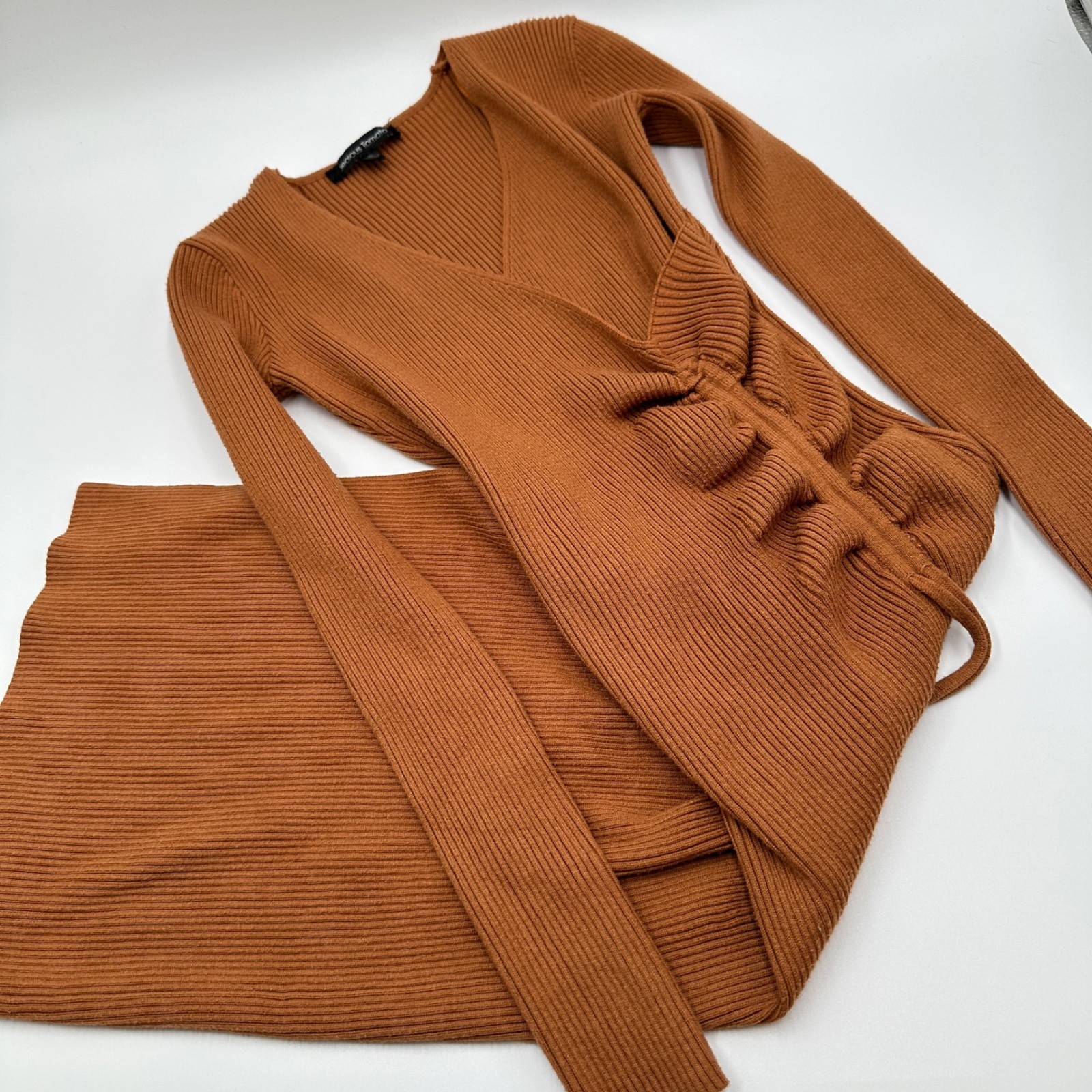Jealous Tomato Women\'s S Cinnamon Brown Stretch Ribbed Midi Sweater Dress