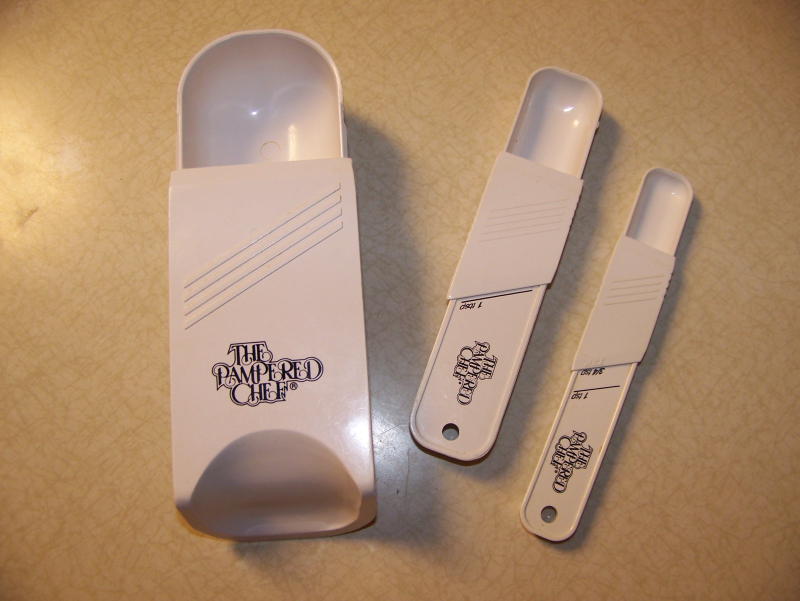 3 PAMPERED CHEF ADJUSTABLE SLIDING MEASURING CUP and SPOONS