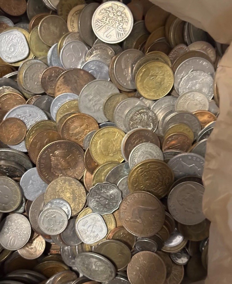 Lot of 1 Pound World - Foreign Coins  -Free Shipping Cheapest On eBay For 1 Lb