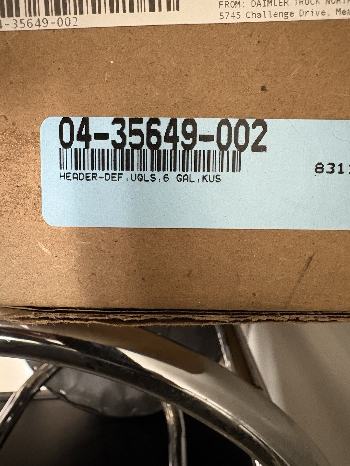 Genuine Original OEM Freightliner DEF Header Sensor 04-35649-002 Genuine Original OEM Freightliner DEF Header Sensor 04-35649-002