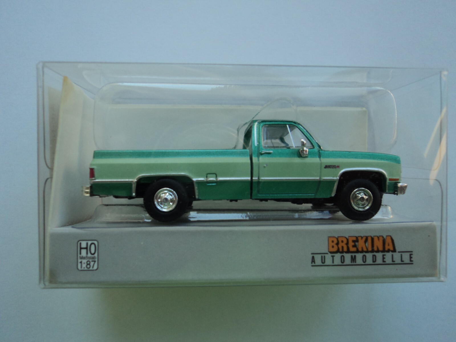 BREKINA 1981 GMC SIERRA GRANDE PICKUP TRUCK GREEN HO 1/87 PLASTIC BREKINA 1981 GMC SIERRA GRANDE PICKUP TRUCK GREEN HO 1/87 PLASTIC