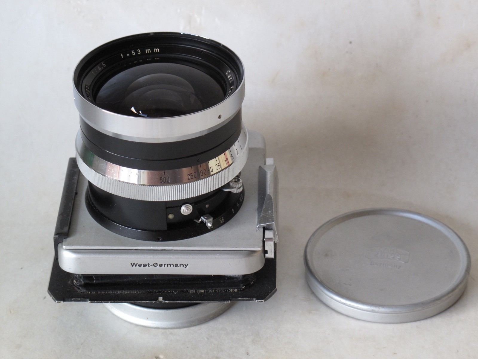 Carl Zeiss 53mm f:4.5 Biogon, Super wide angle lens with caps, US SELLER \ Carl Zeiss 53mm f:4.5 Biogon, Super wide angle lens with caps, US SELLER \