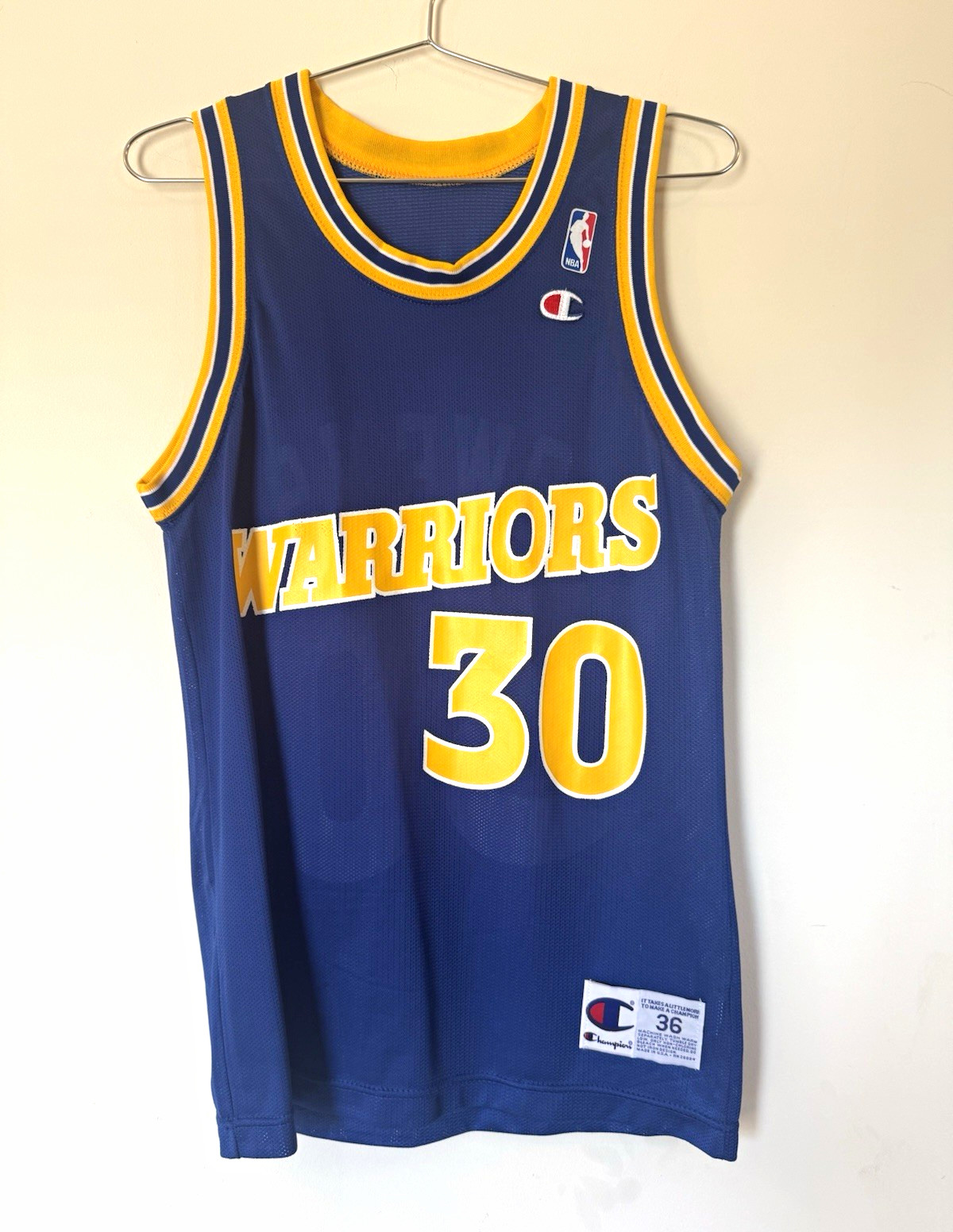 Vintage NBA Golden State Warriors Billy Owens #30 Champion Basketball Jersey Vintage NBA Golden State Warriors Billy Owens #30 Champion Basketball Jersey