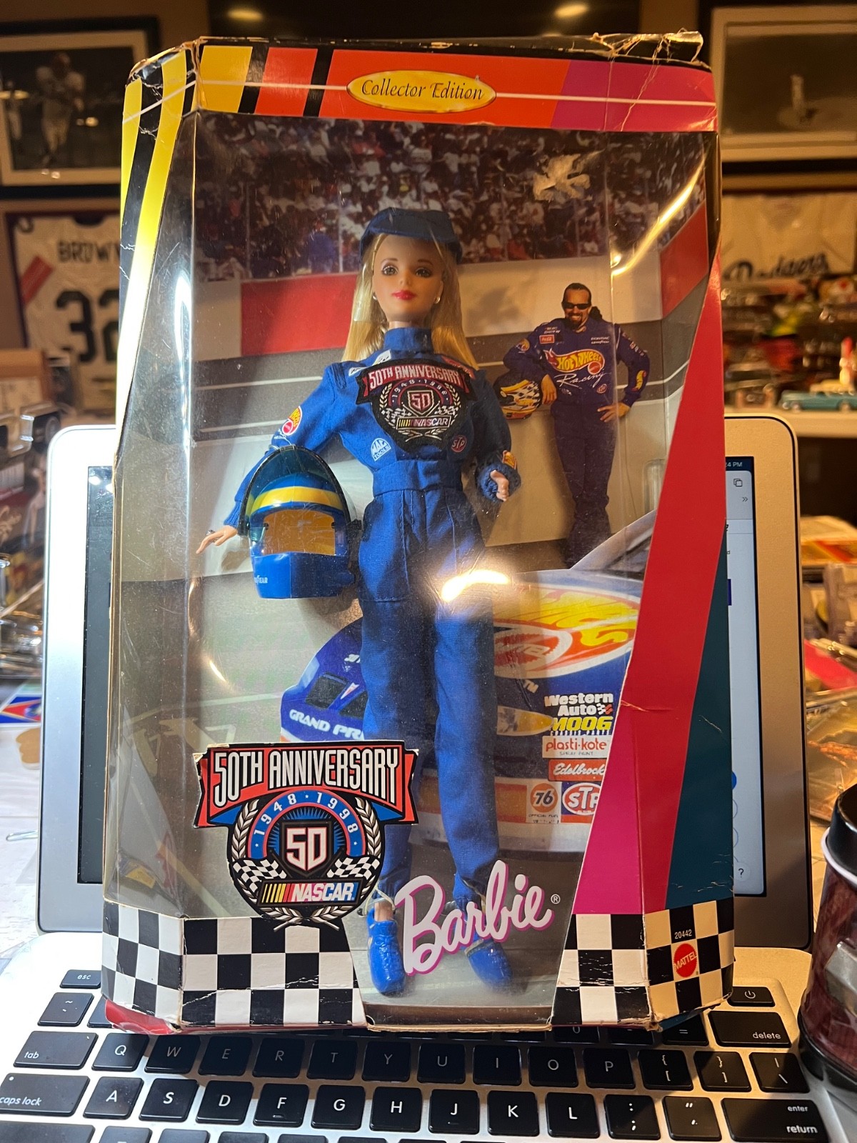 Vintage Barbie Collectibles 1998 Nascar 50th Anniversary 20442 New In Box Vintage Barbie Collectibles 1998 Nascar 50th Anniversary 20442 New In Box