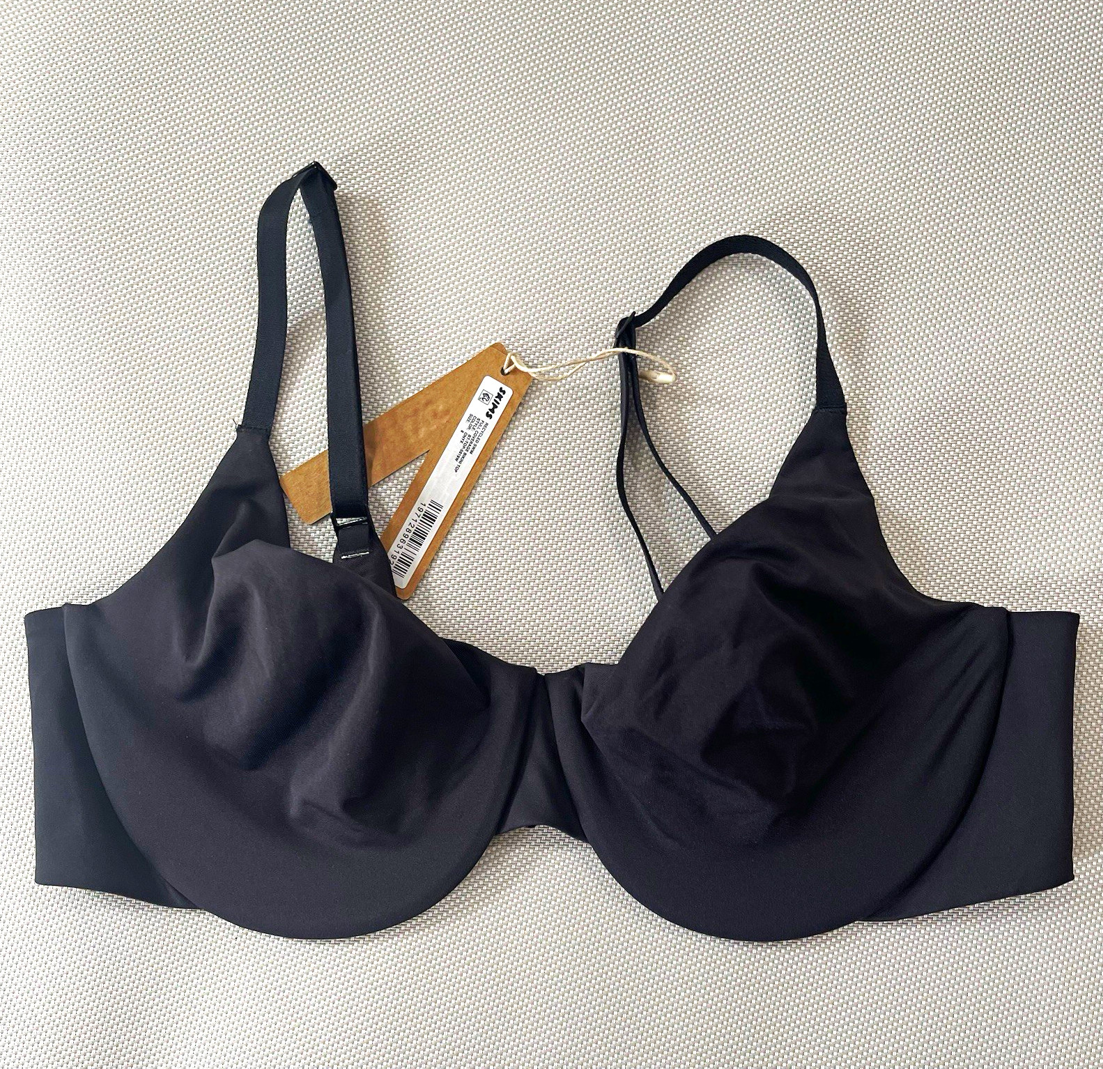 SKIMS Recycled Swim Full Coverage Underwire Bikini Top Onyx Size 8 NWT SKIMS Recycled Swim Full Coverage Underwire Bikini Top Onyx Size 8 NWT