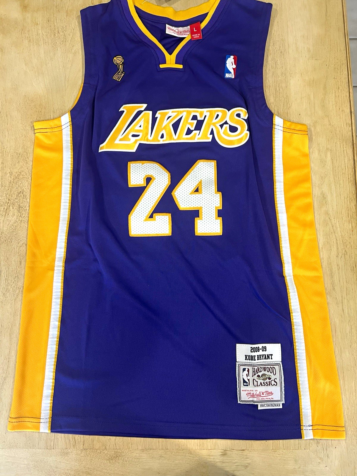 Mitchell & Ness Kobe Bryant #24 Los Angeles Lakers Jersey Men’s L Purple/Gold