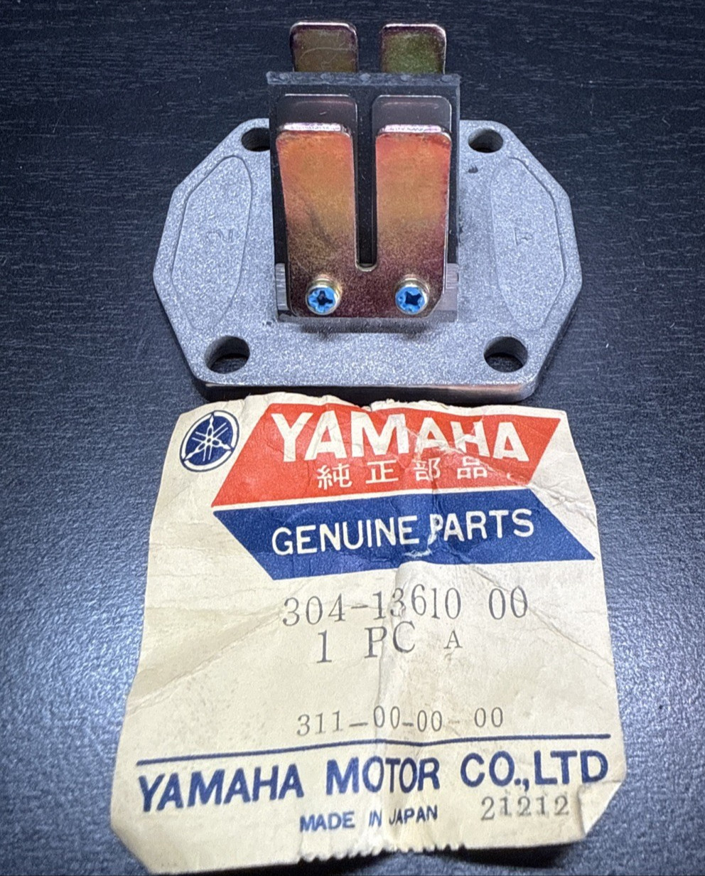 NOS YAMAHA YZ80/LT3/LTMX/LT2 REED VALVE ASSEMBLY # 304-13610-00