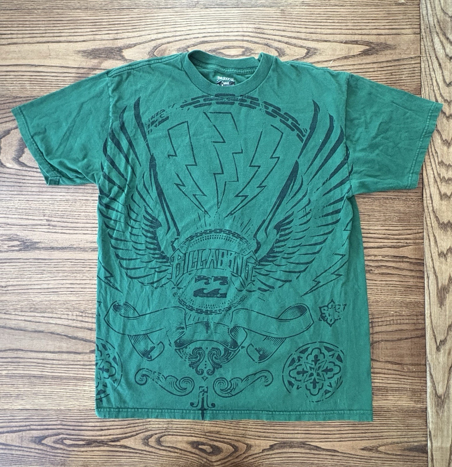 Vintage Y2K Billabong Men’s Large Surf Graphic T-Shirt Wings Lightning Bolt
