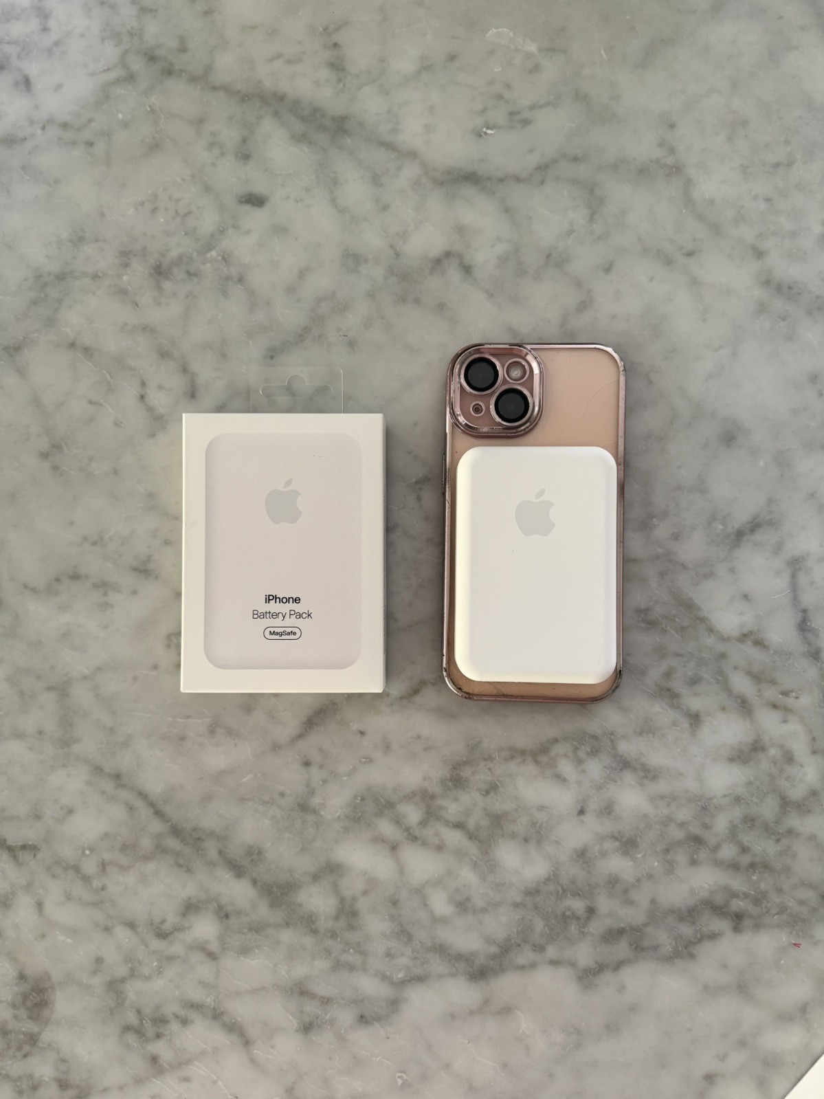 Apple MagSafe iPhone Battery Pack Wireless Magnetic Charging White MJWY3AM/A Apple MagSafe iPhone Battery Pack Wireless Magnetic Charging White MJWY3AM/A