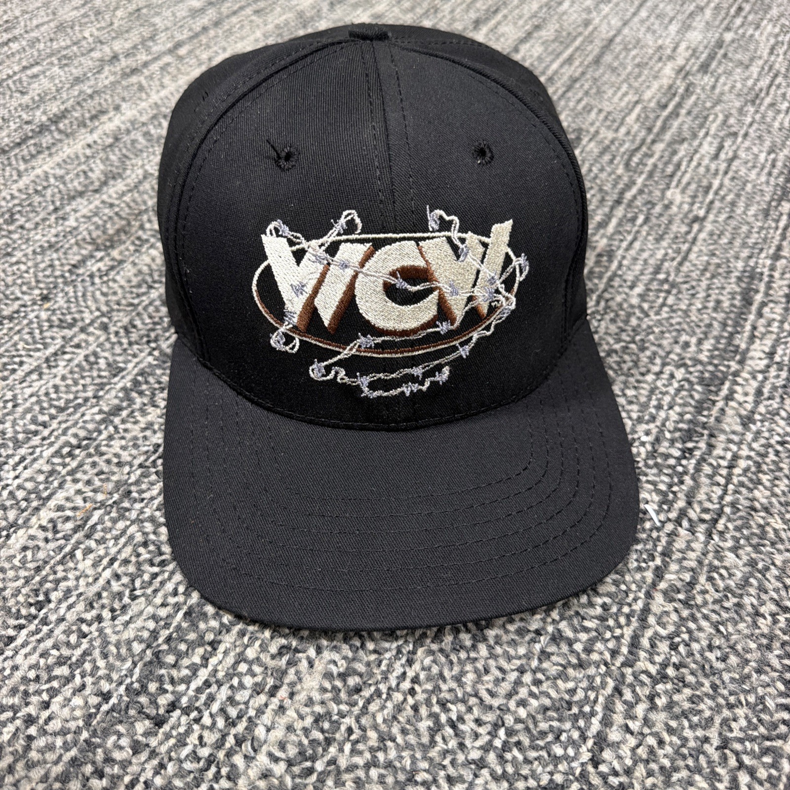 DEADSTOCK VTG 90s WCW Wrestling Hat WWE NWO Rare American Needle Barbed wire USA DEADSTOCK VTG 90s WCW Wrestling Hat WWE NWO Rare American Needle Barbed wire USA