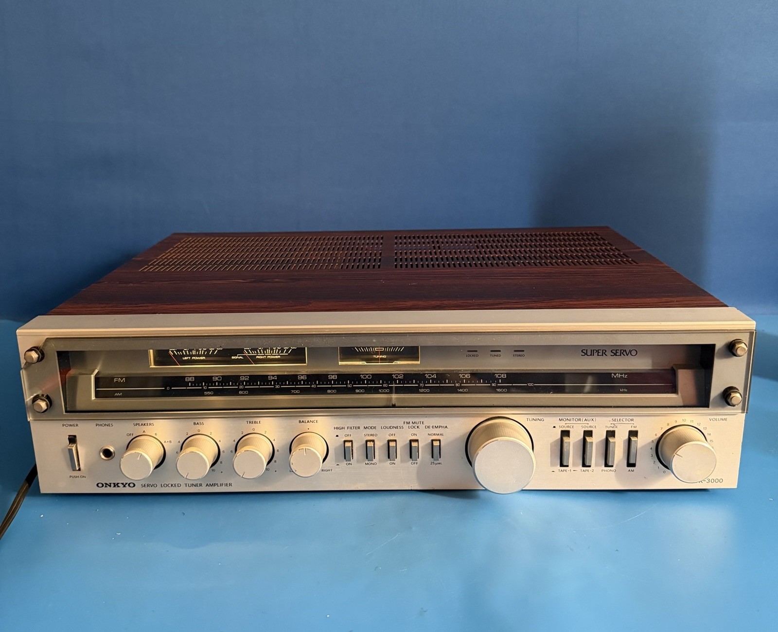 Vintage Onkyo TX-3000 AM/FM Stereo Receiver 45WPC Tested. Read