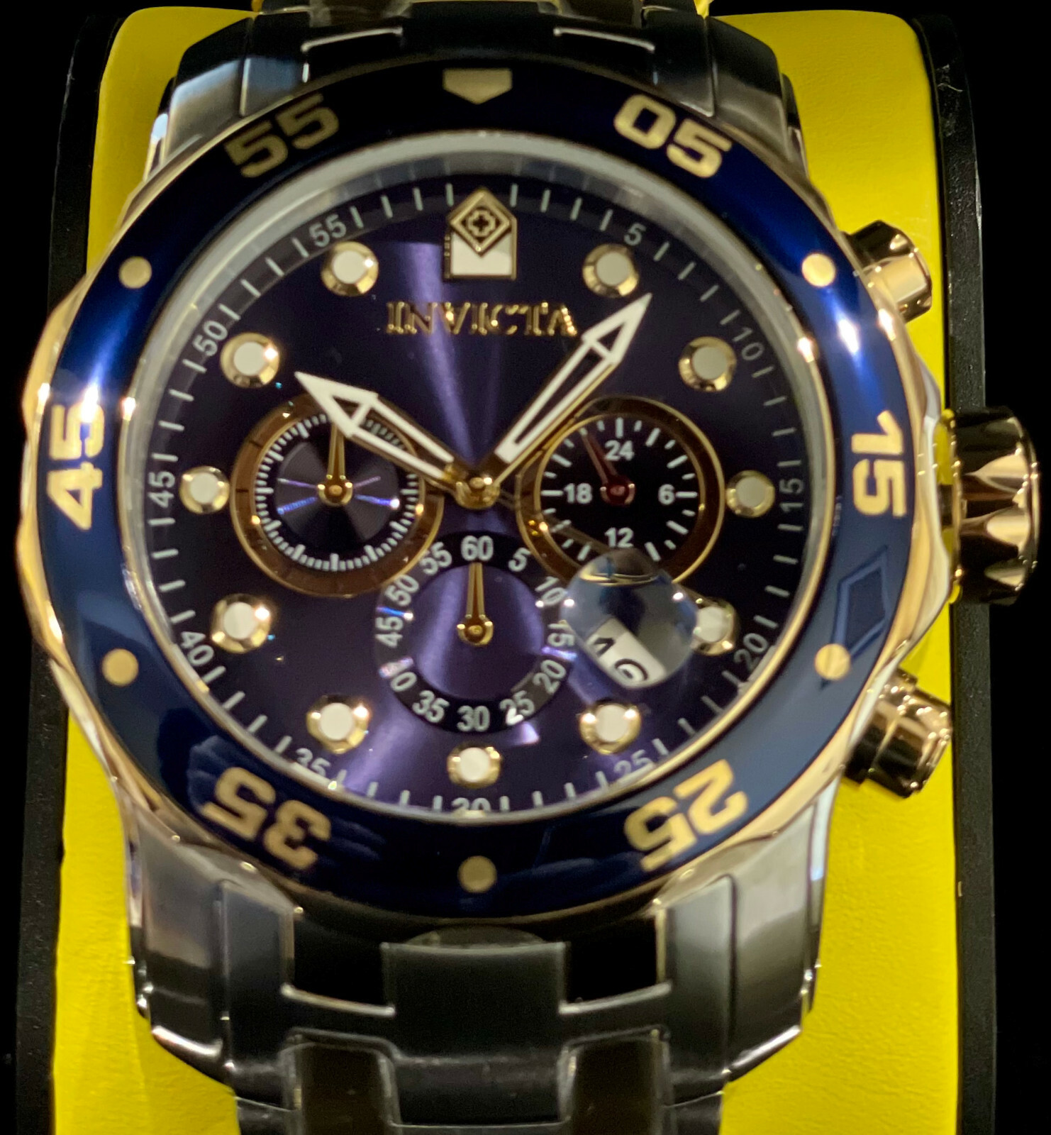 Invicta Mens PRO DIVER SCUBA Chronograph Blue Dial 18K Gold Silver SS Watch 0077